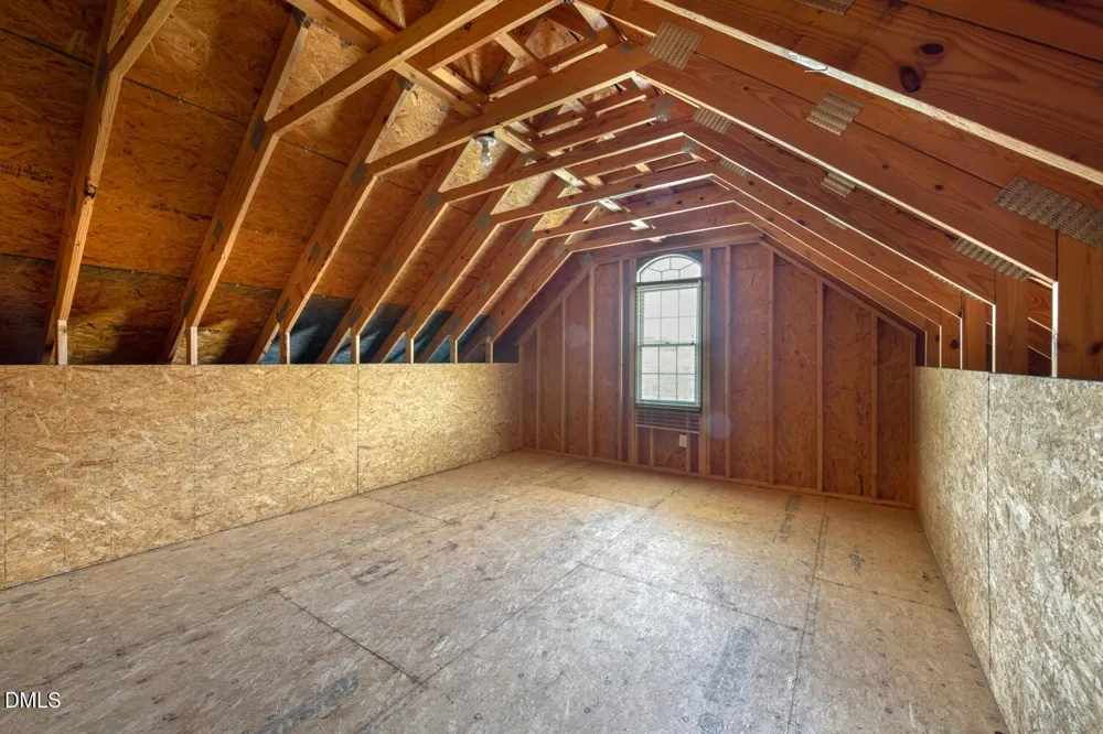 5008 Windsor Court Elon, NC 27244
