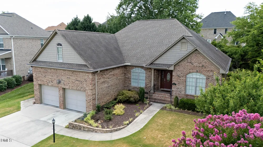 5008 Windsor Court Elon, NC 27244