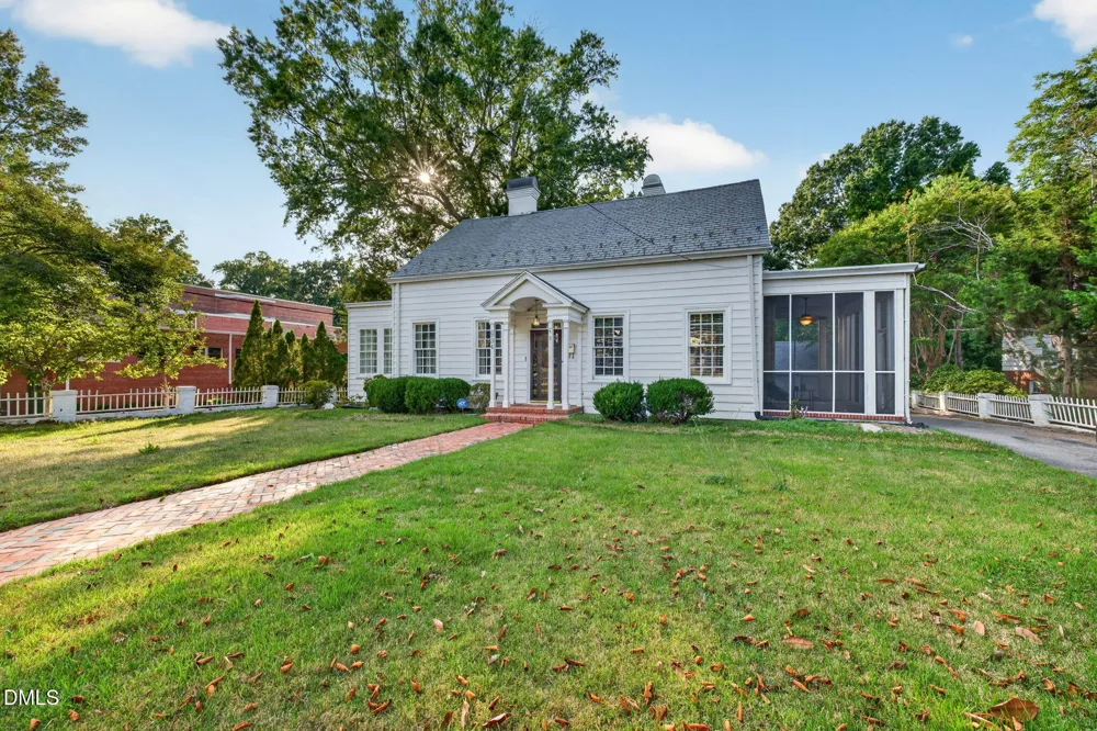 934 S Chestnut Street Henderson, NC 27536