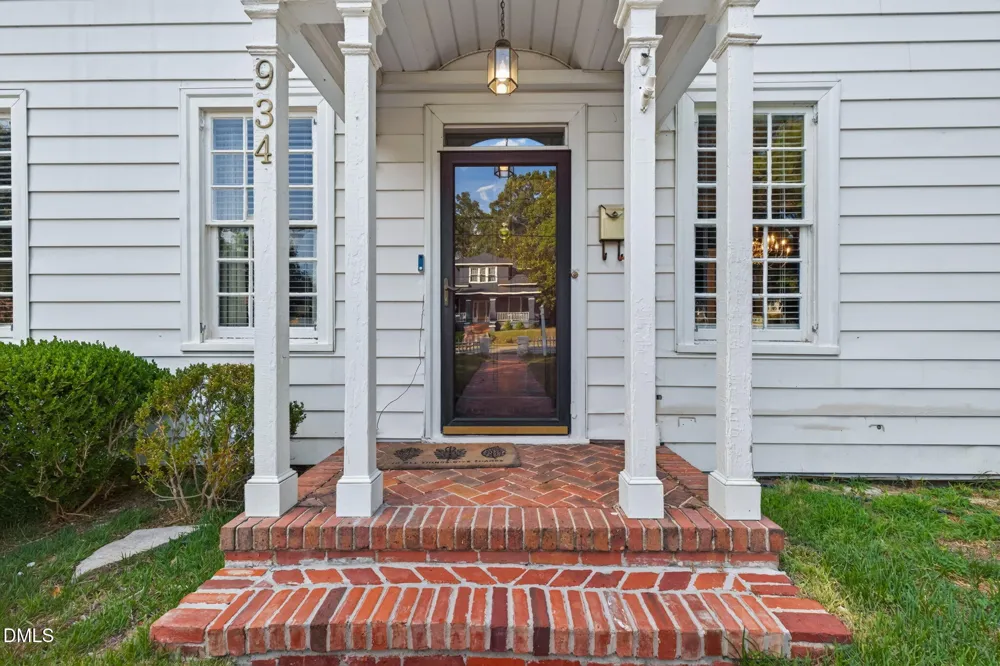 934 S Chestnut Street Henderson, NC 27536
