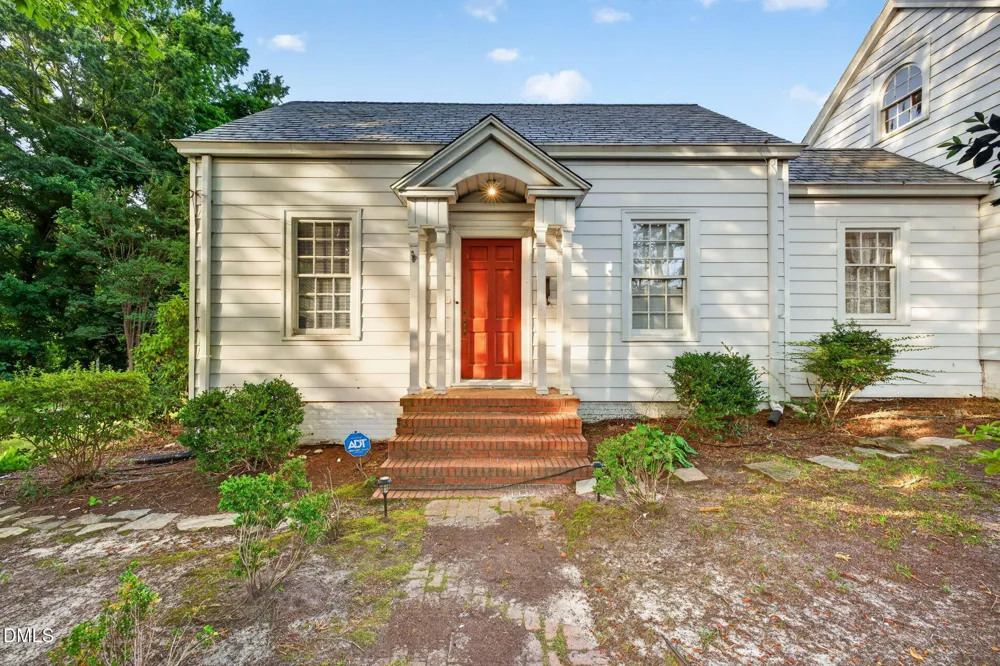 934 S Chestnut Street Henderson, NC 27536