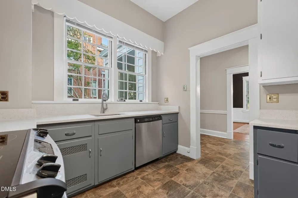 934 S Chestnut Street Henderson, NC 27536