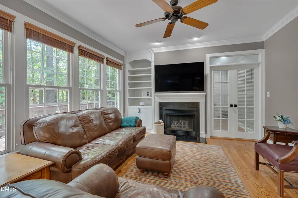 504 Manor Rdg Drive Carrboro, NC 27510