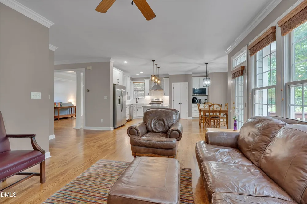 504 Manor Rdg Drive Carrboro, NC 27510
