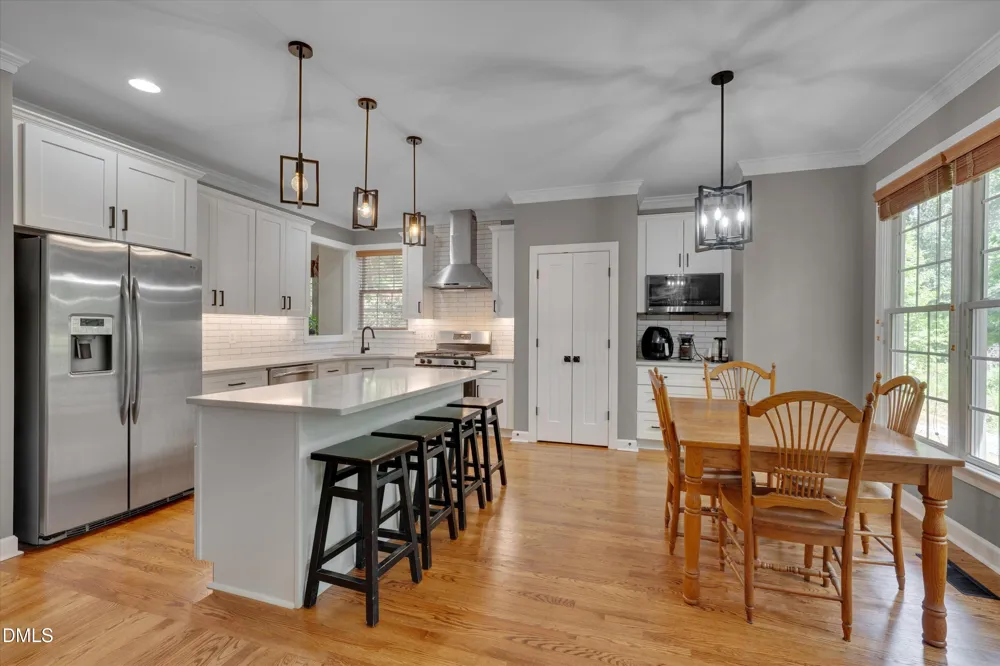 504 Manor Rdg Drive Carrboro, NC 27510