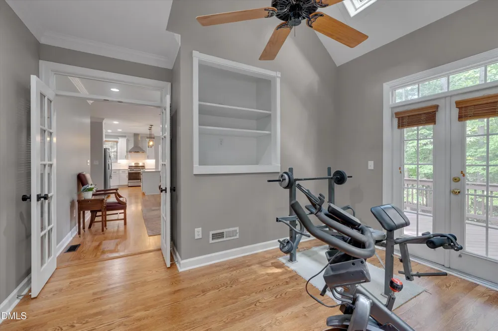 504 Manor Rdg Drive Carrboro, NC 27510