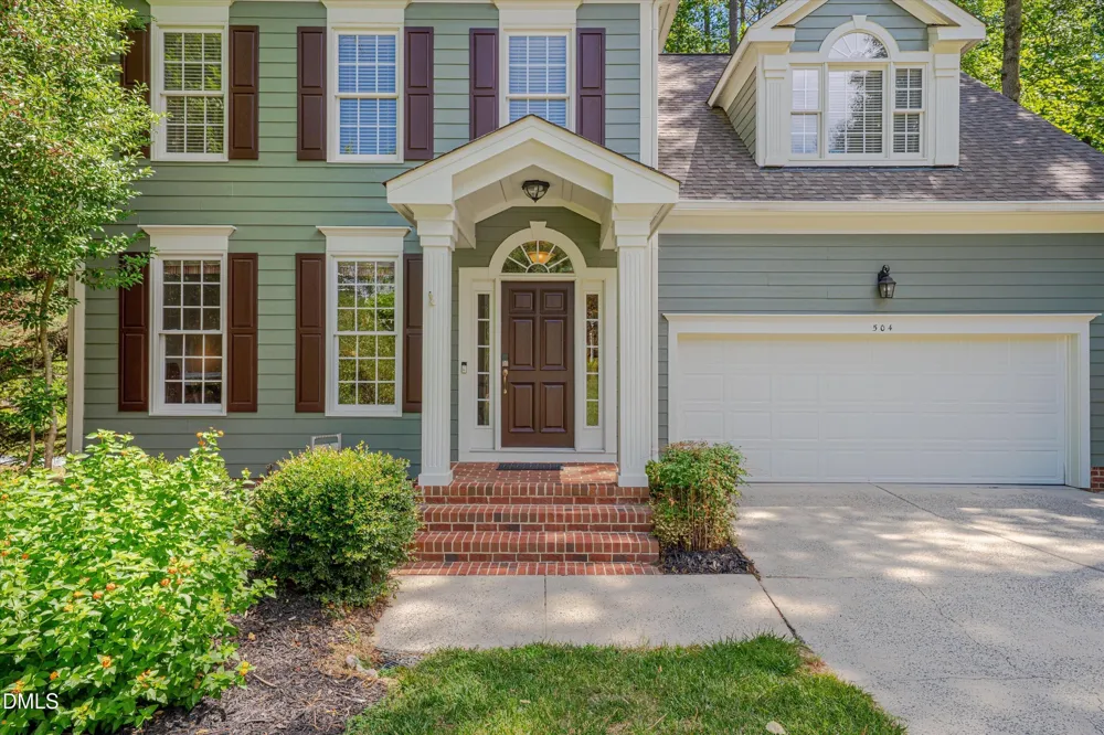 504 Manor Rdg Drive Carrboro, NC 27510