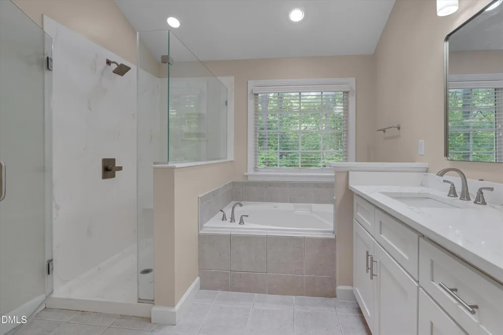 504 Manor Rdg Drive Carrboro, NC 27510