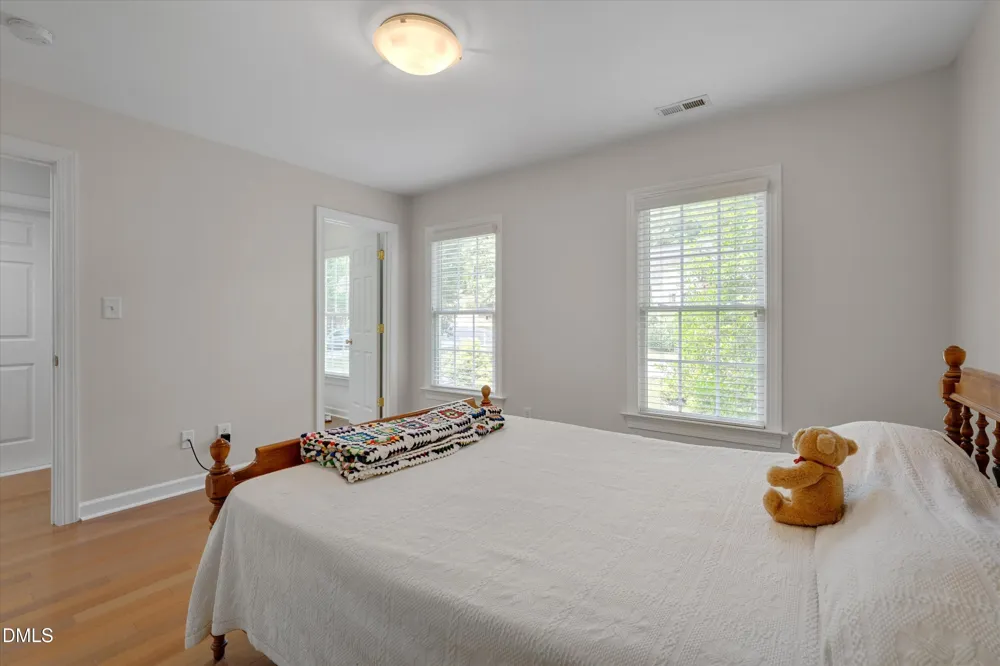 504 Manor Rdg Drive Carrboro, NC 27510