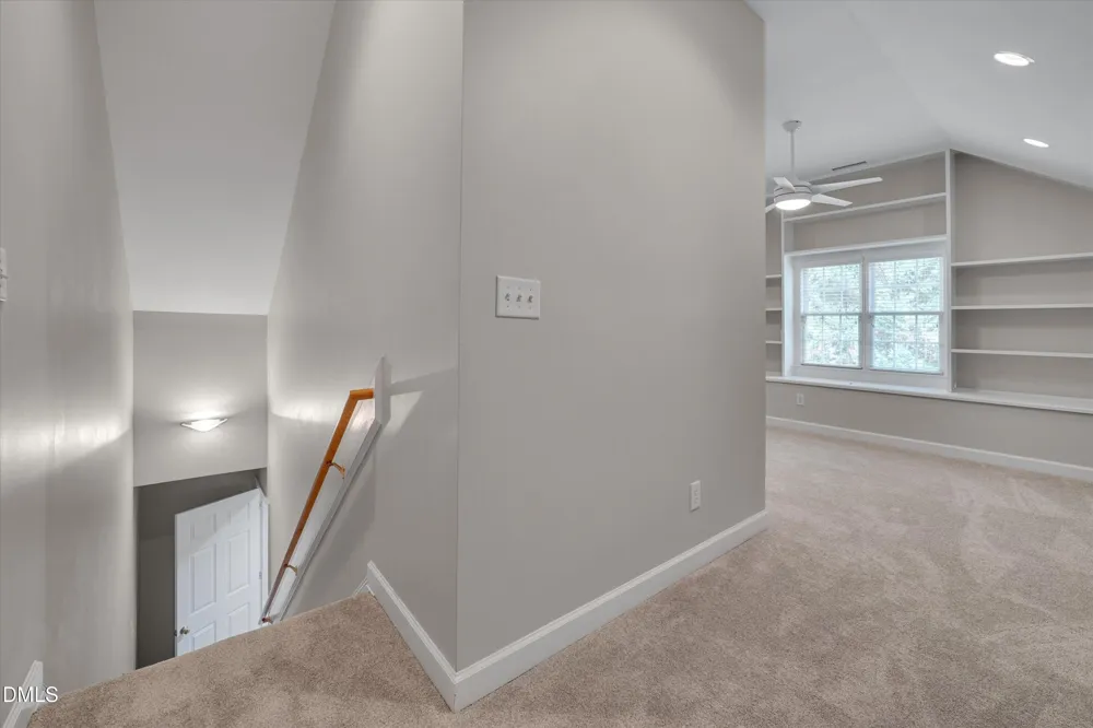 504 Manor Rdg Drive Carrboro, NC 27510