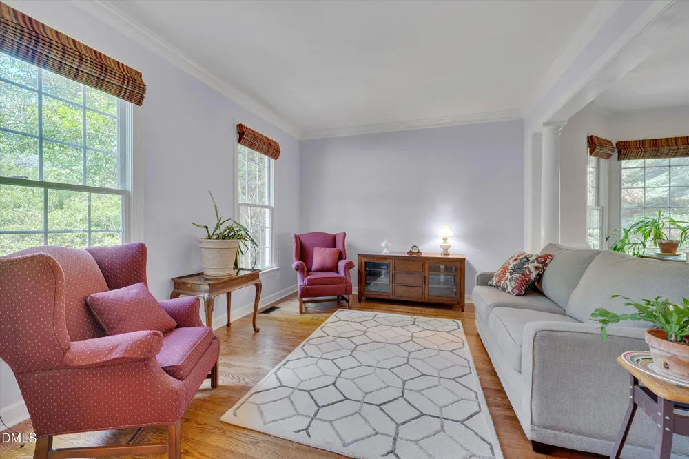 504 Manor Rdg Drive Carrboro, NC 27510