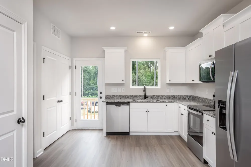 38 Seville Way Clayton, NC 27520