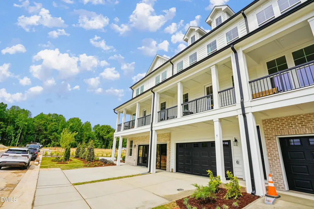 34 E Tiger Lily Trail #107 Clayton, NC 27527