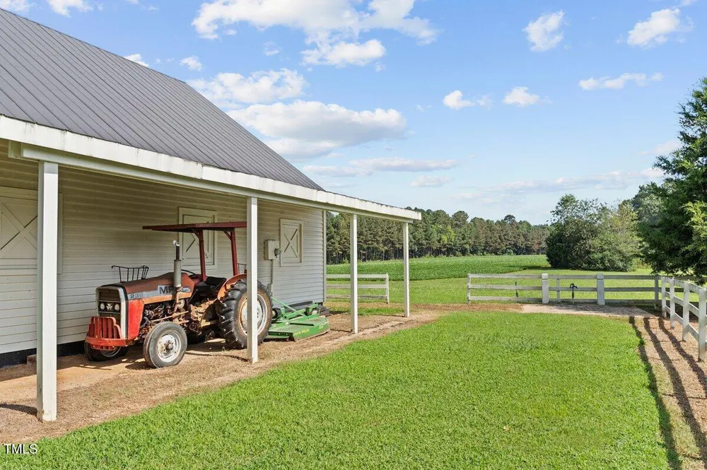 206 Shaver Road Macon, NC 27551