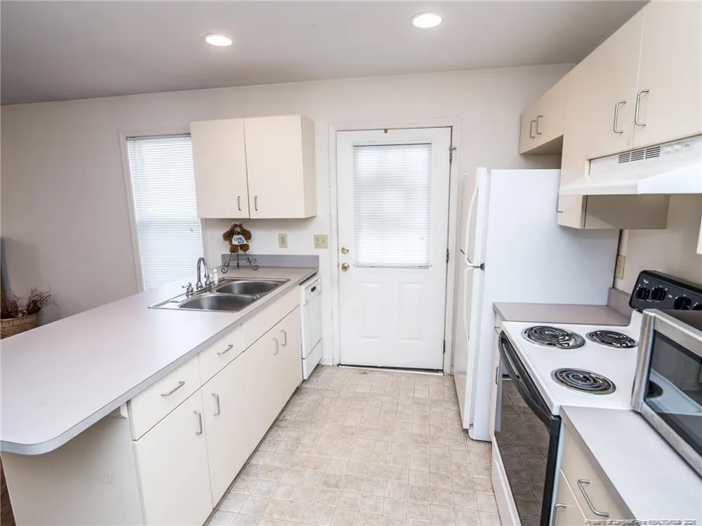 406 Britt Street Bladenboro, NC 28320