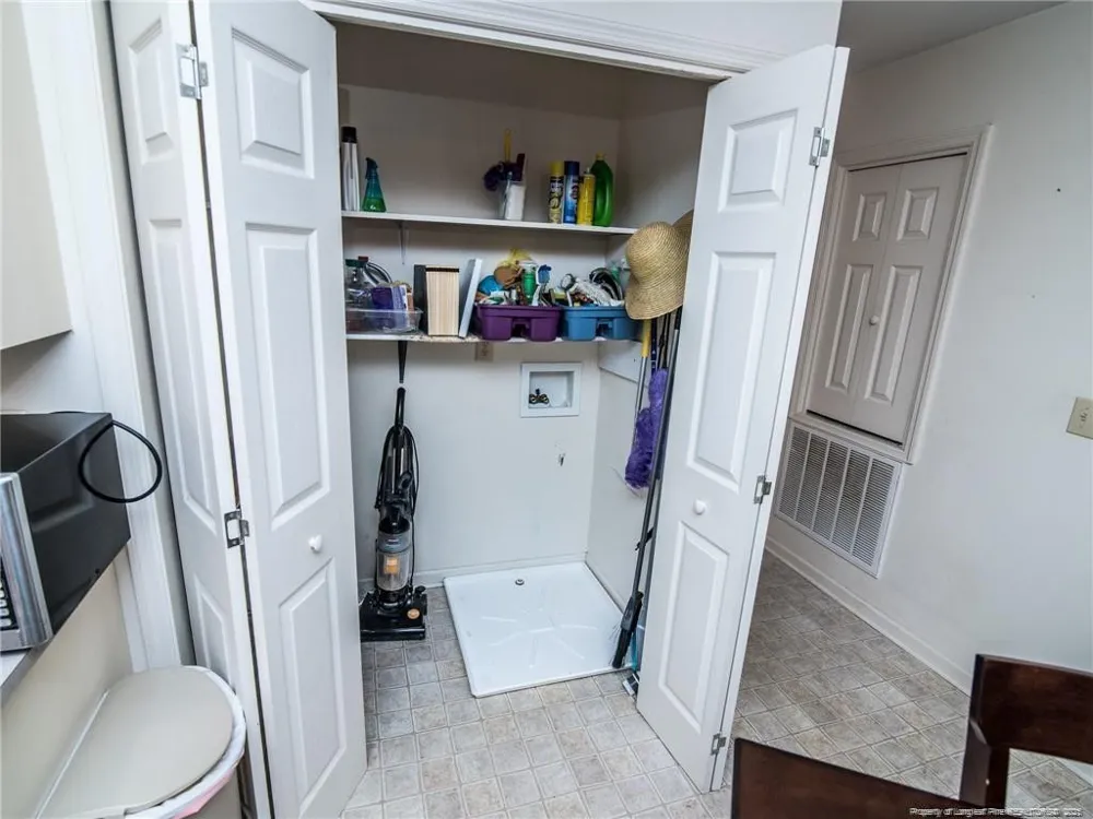 406 Britt Street Bladenboro, NC 28320