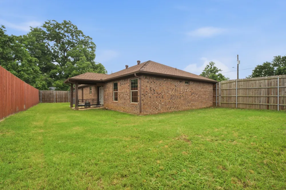315 Stone Street Collinsville, TX 76233