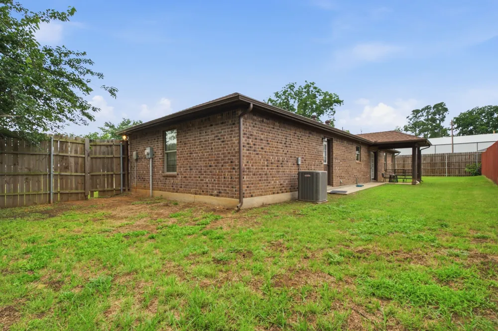 315 Stone Street Collinsville, TX 76233