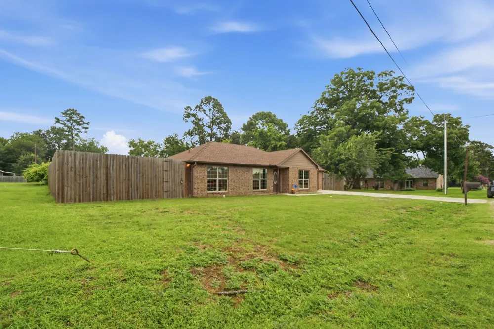 315 Stone Street Collinsville, TX 76233