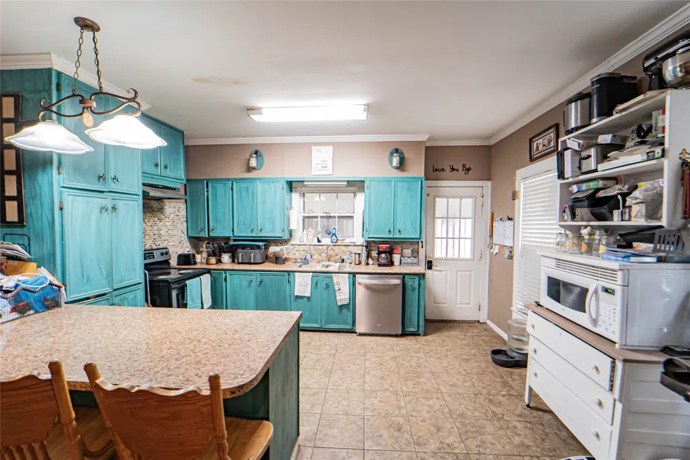 1211 W Hullum Street Breckenridge, TX 76424
