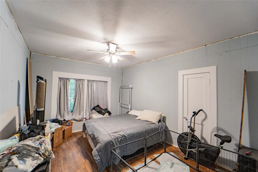 1211 W Hullum Street Breckenridge, TX 76424