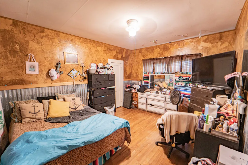 1211 W Hullum Street Breckenridge, TX 76424