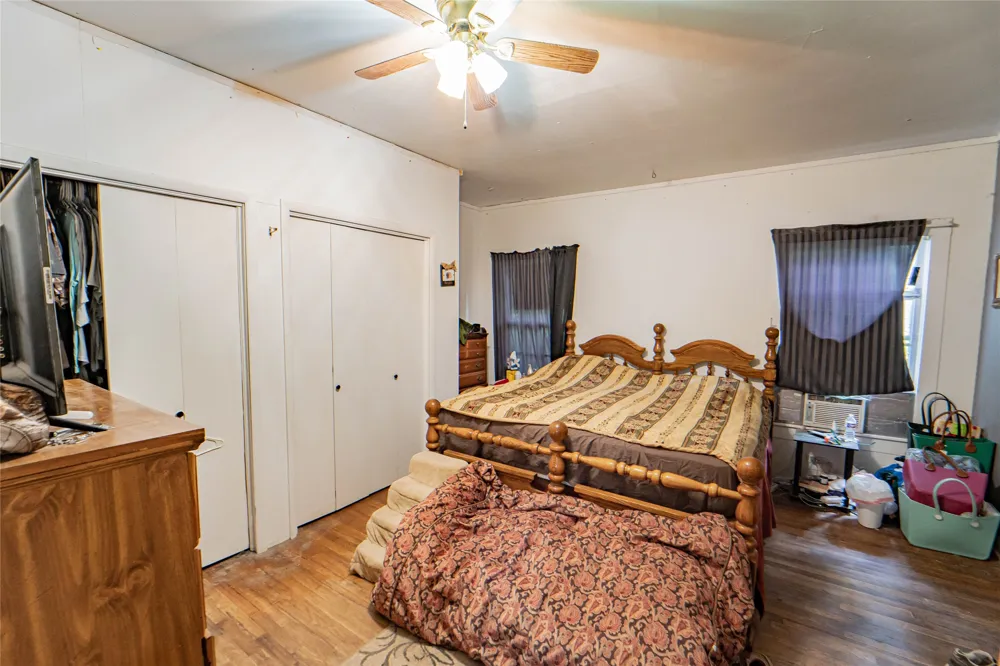 1211 W Hullum Street Breckenridge, TX 76424