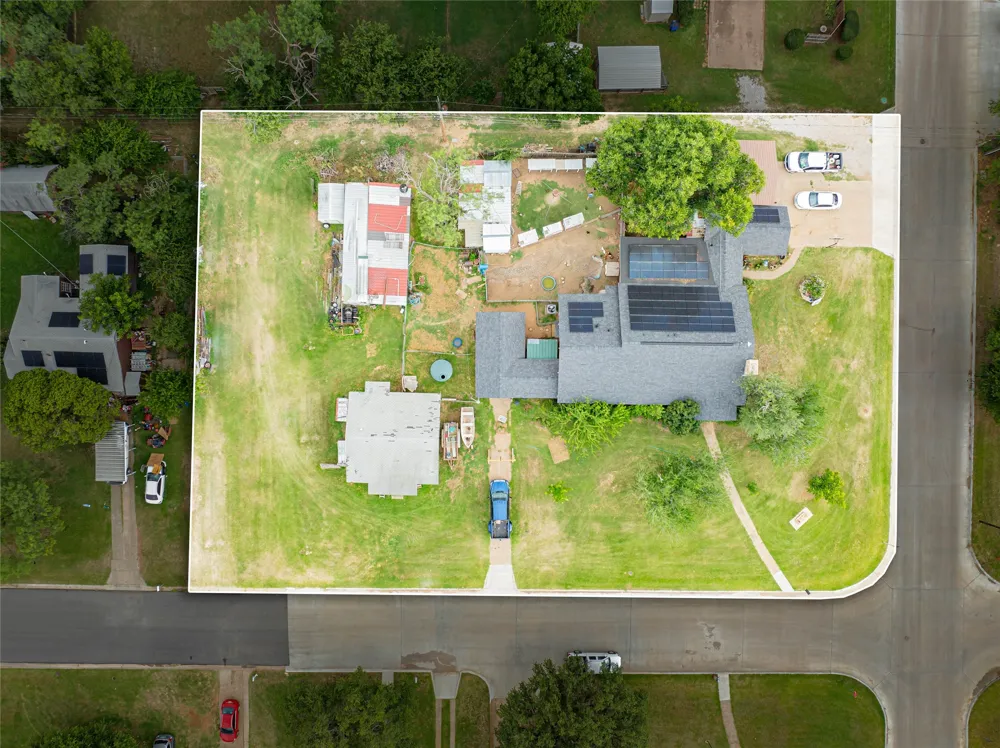 1211 W Hullum Street Breckenridge, TX 76424