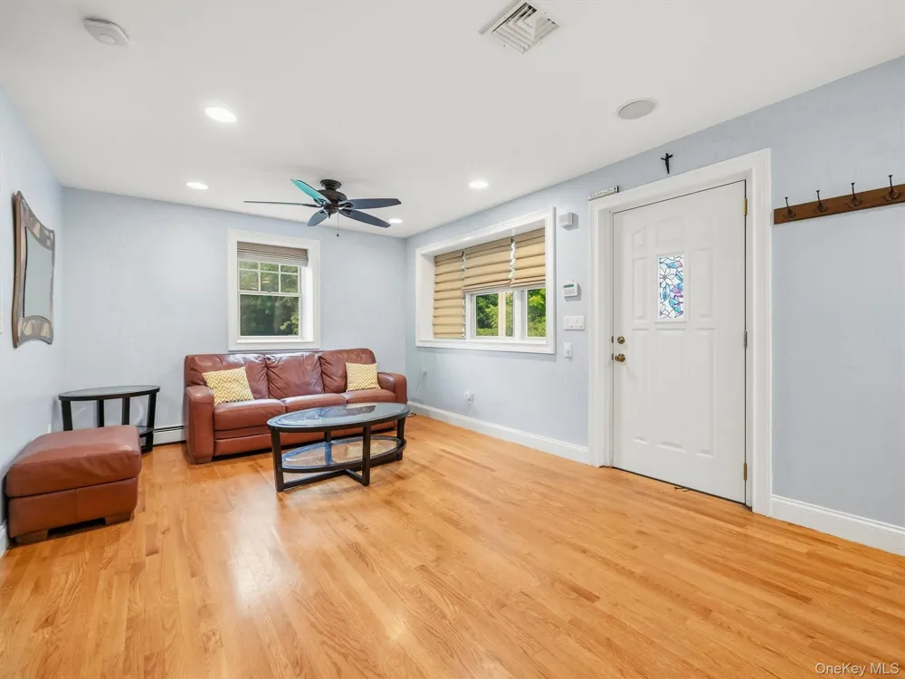 2 Hempstead Lane Spring Valley, NY 10977