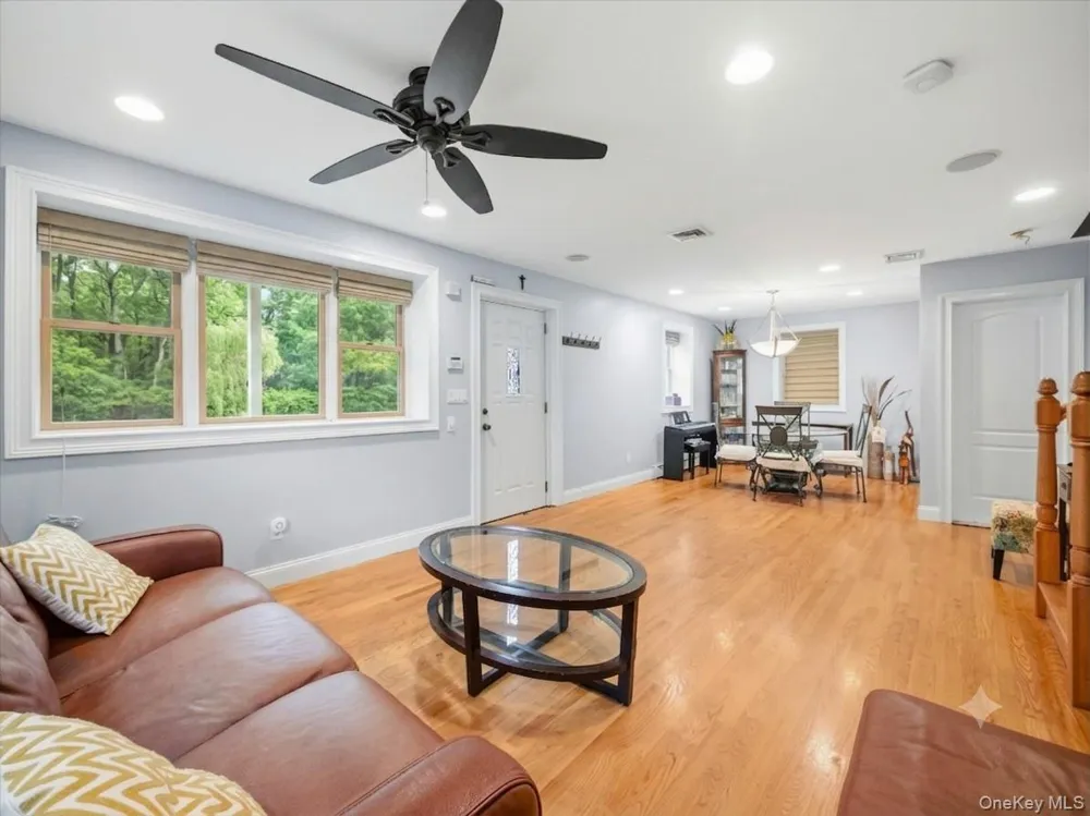 2 Hempstead Lane Spring Valley, NY 10977