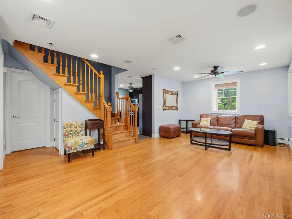 2 Hempstead Lane Spring Valley, NY 10977