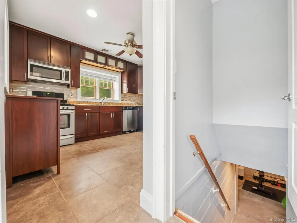 2 Hempstead Lane Spring Valley, NY 10977