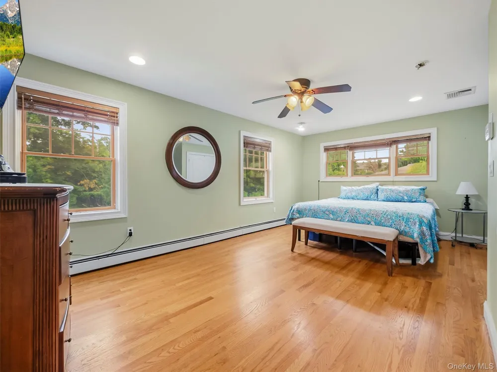 2 Hempstead Lane Spring Valley, NY 10977