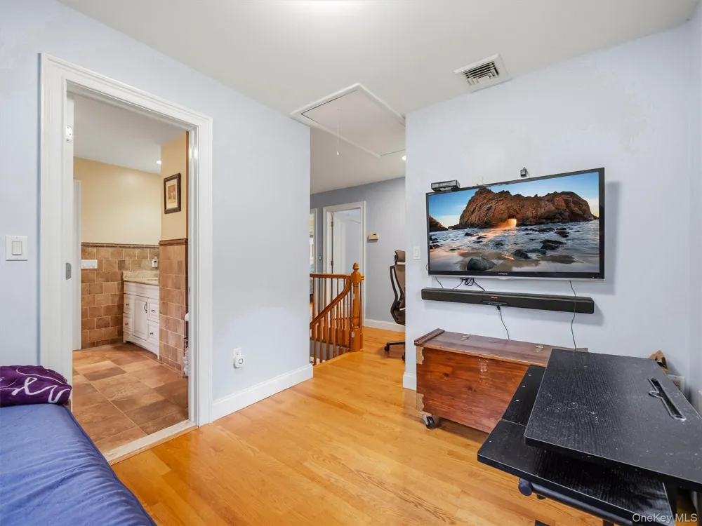 2 Hempstead Lane Spring Valley, NY 10977