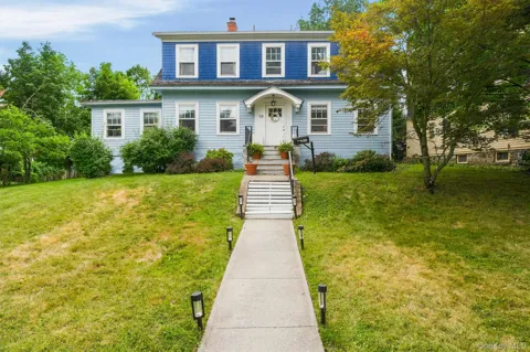 108 Hooker Avenue