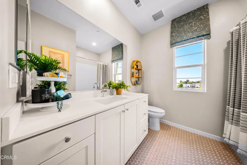 2860 Via Monte Mar Camarillo, CA 93012