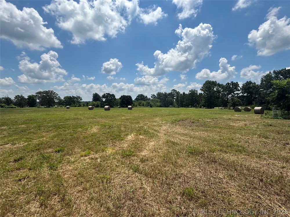 7236 State Highway 82 Spavinaw, OK 74366