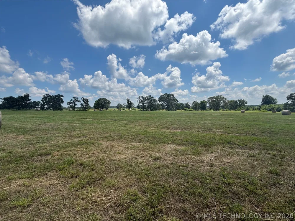 7236 State Highway 82 Spavinaw, OK 74366