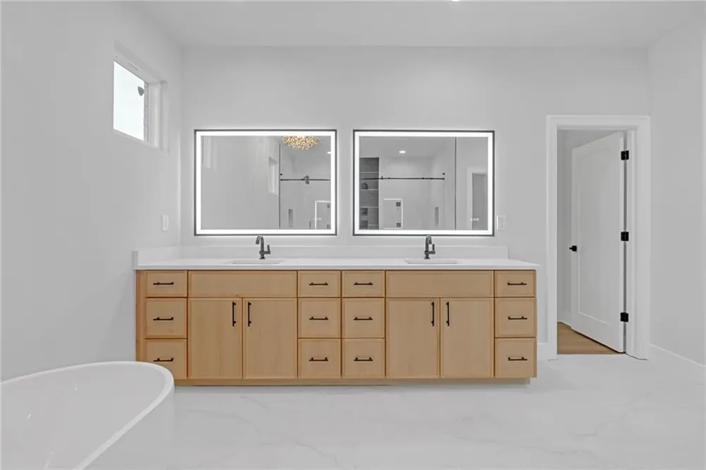 70 Grassy Springs Court Oxford, GA 30054