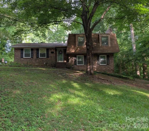 215 Swamp Fox Drive
