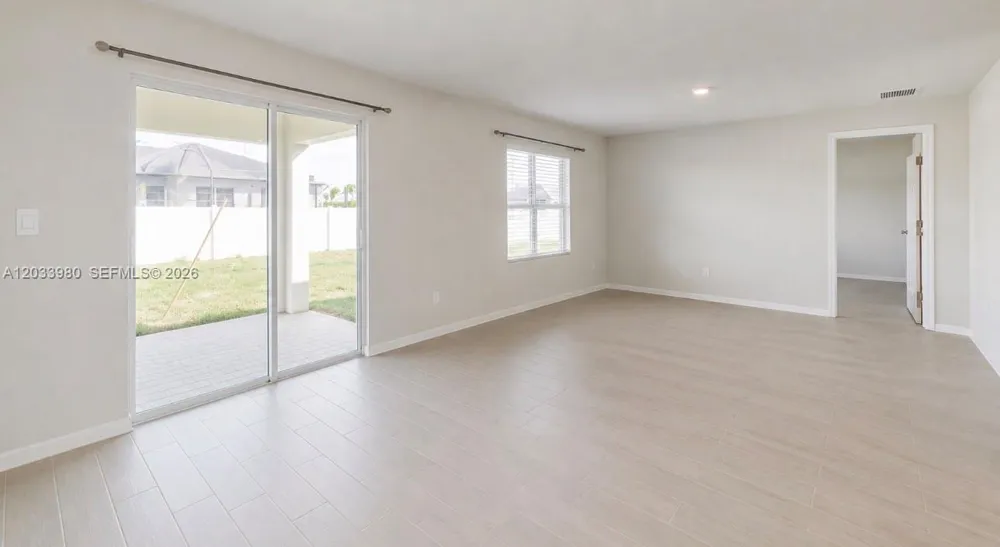 8030 OLIVE CIRCLE La Belle, FL 33935