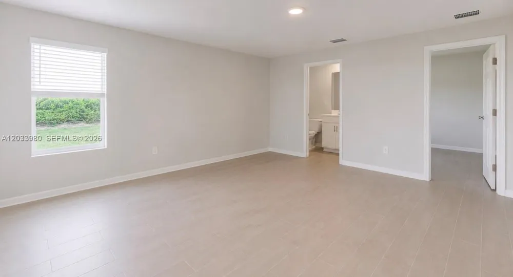 8030 OLIVE CIRCLE La Belle, FL 33935