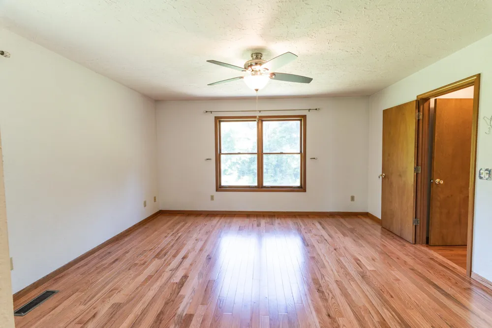 8805 Stadium Drive Oshtemo Charter Township, MI 49009