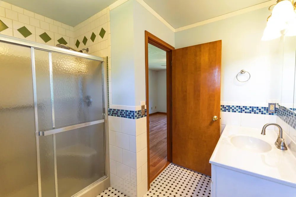 8805 Stadium Drive Oshtemo Charter Township, MI 49009
