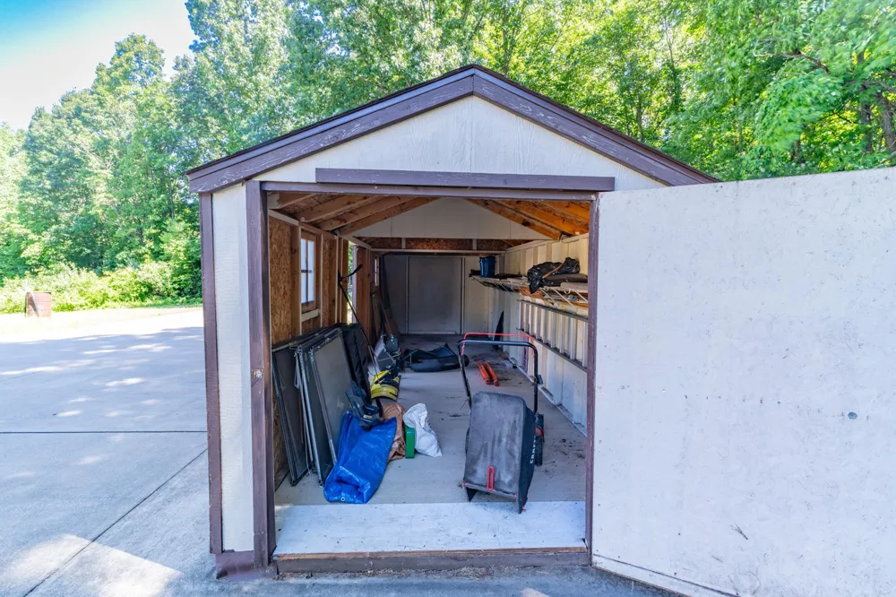8805 Stadium Drive Oshtemo Charter Township, MI 49009