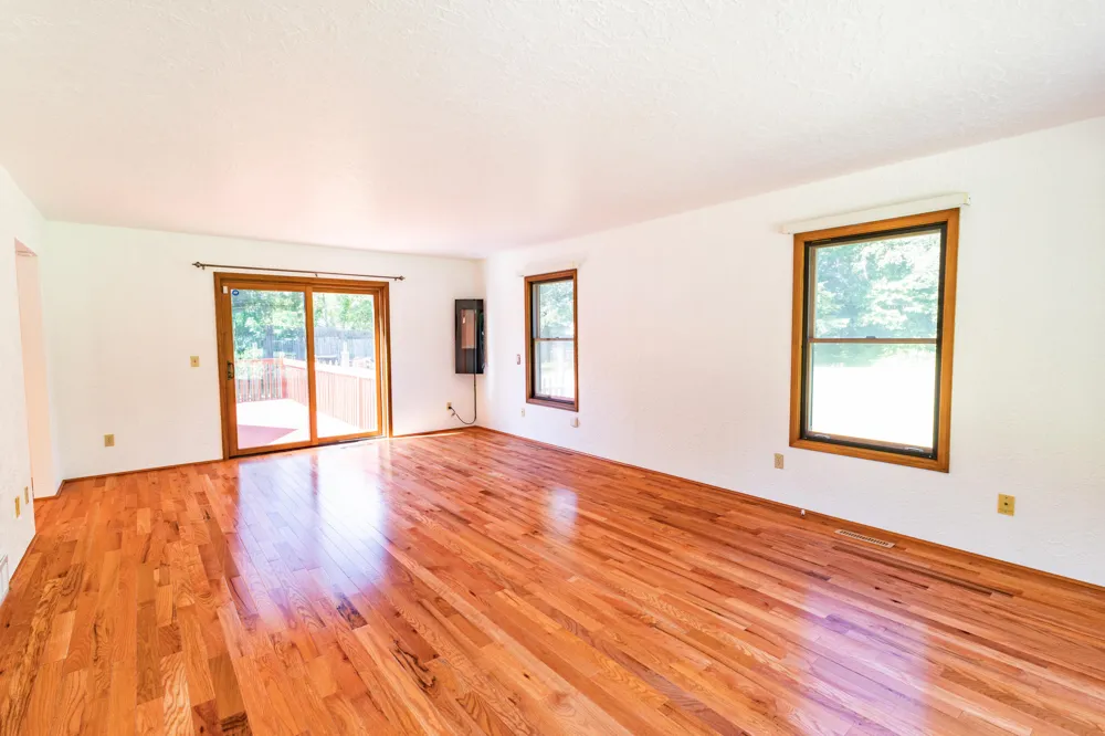 8805 Stadium Drive Oshtemo Charter Township, MI 49009