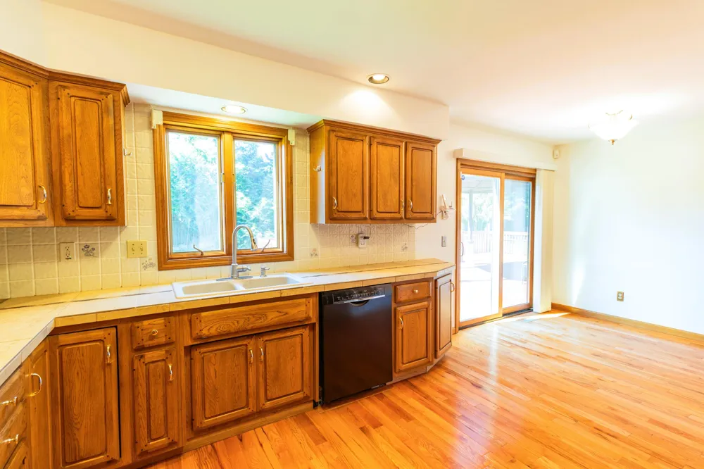 8805 Stadium Drive Oshtemo Charter Township, MI 49009