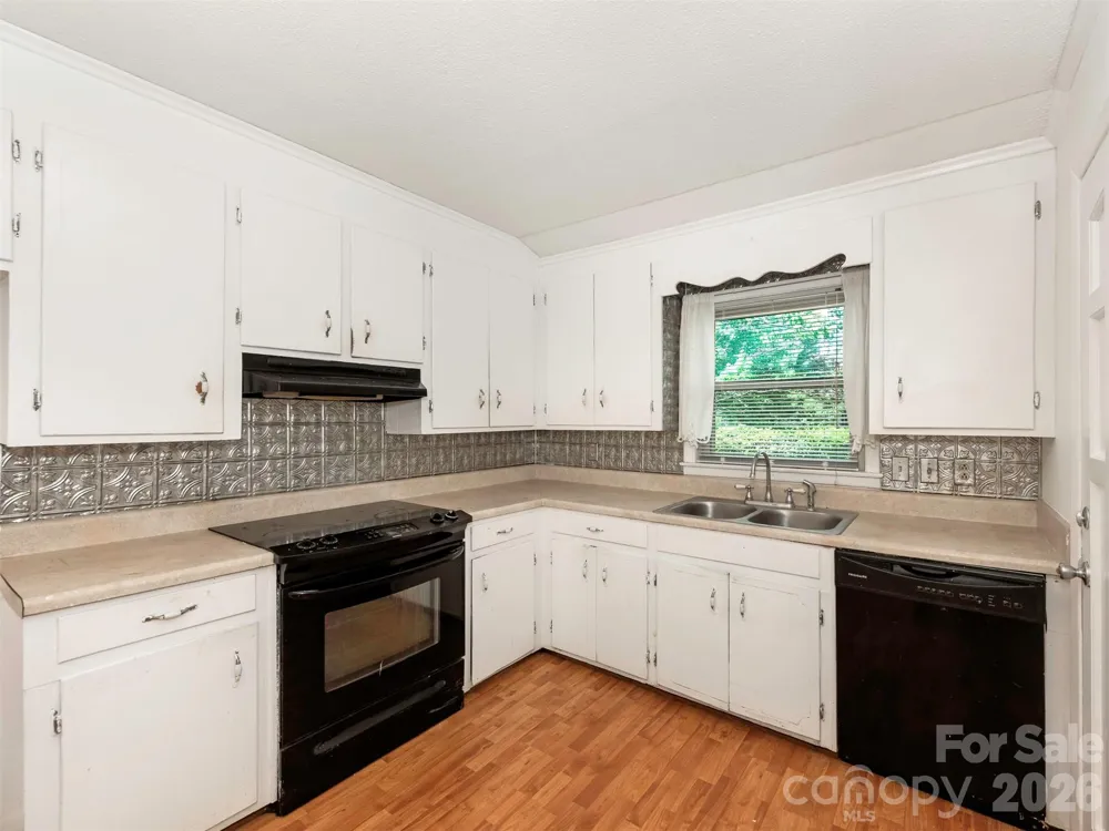 8121 Greenbrook Road Columbia, SC 29223