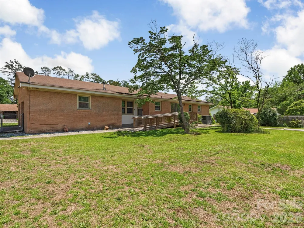 8121 Greenbrook Road Columbia, SC 29223
