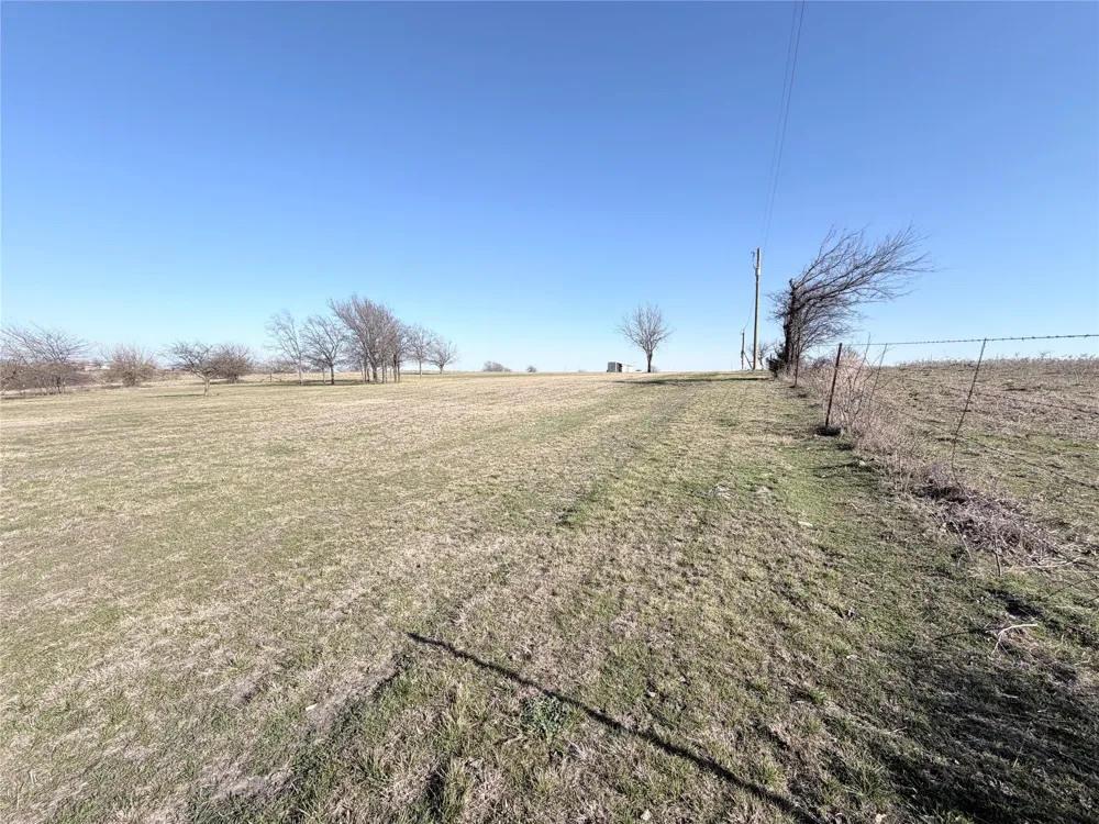 1261 County Road 2735 Decatur, TX 76234